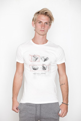 Tee Library World War IV Weapons