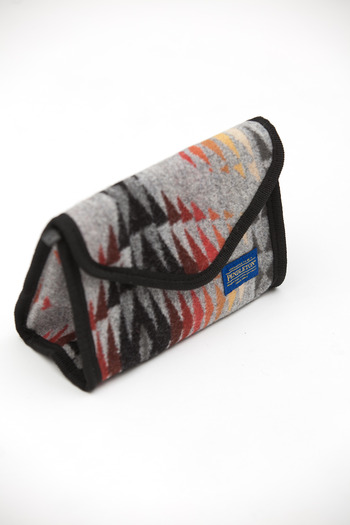 Pendleton Home - Grey Cosmetic Case