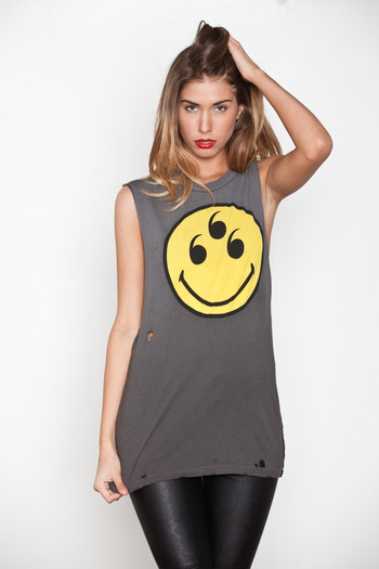 UNIF - Six Eye Muscle Tee