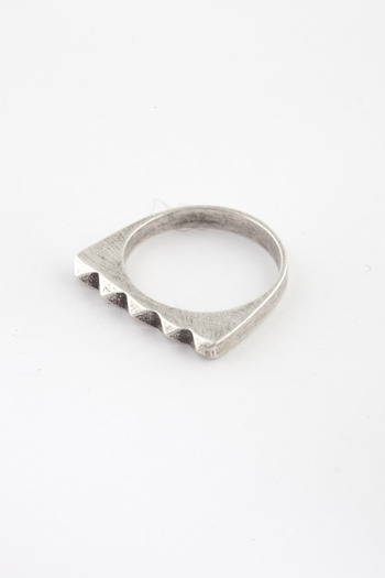 TOMTOM - Oxidized Silver Studder Stack Ring
