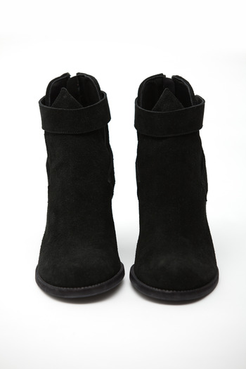 LD Tuttle - The Foam Cut-Out Boot