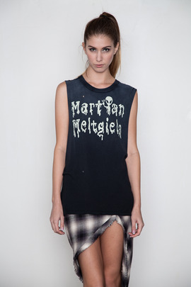 UNIF Meltgelia Muscle Tee