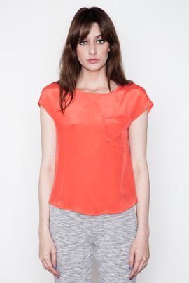 Funktional Coral Crossover Top