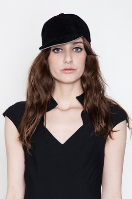 Minimarket Black Carpe Cap
